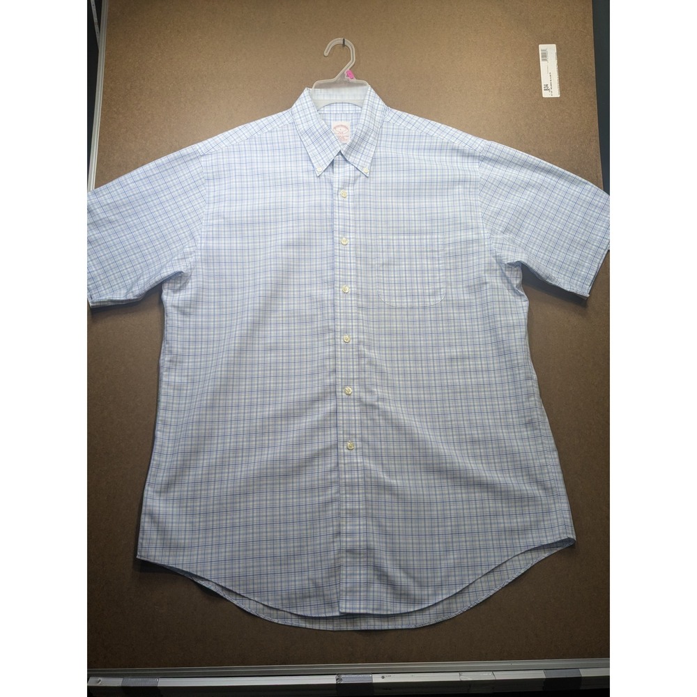 Brooks Brothers 346 Mens Large Blue Plaid Short Sleeve Non-Iron Button Down